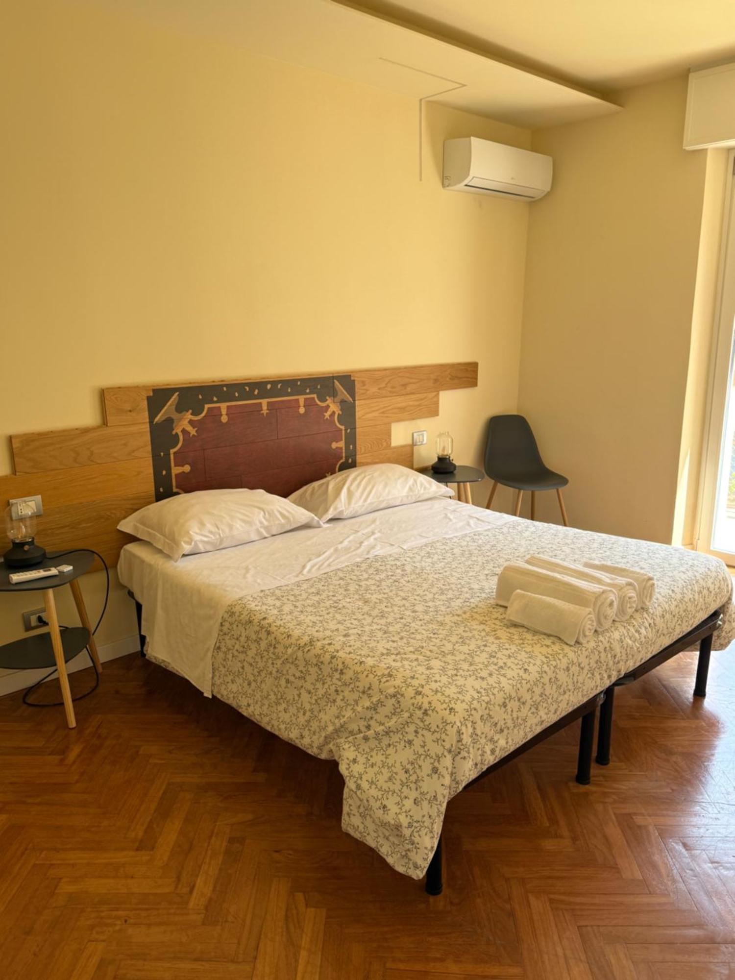 La Terrazza Di Vittoria Apartment เวโรนา ภายนอก รูปภาพ